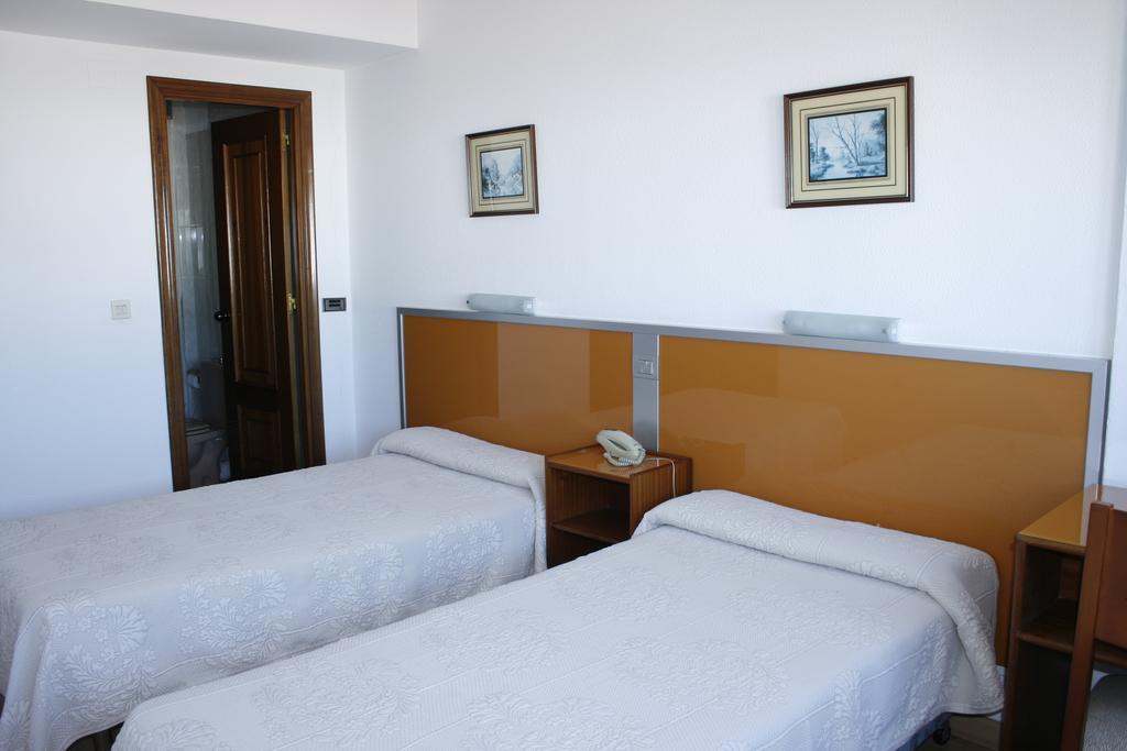 Hostal Liste Station A Coruña Rum bild