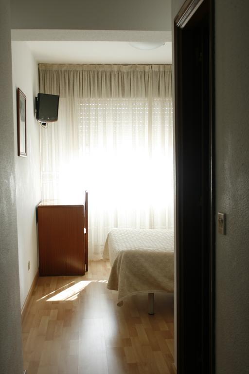 Hostal Liste Station A Coruña Rum bild